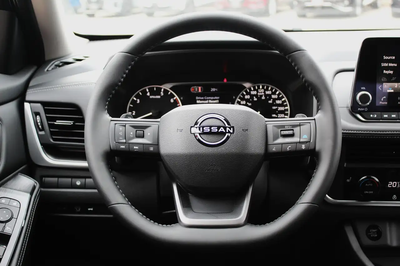 Nissan Rogue снимка Nissan Rogue