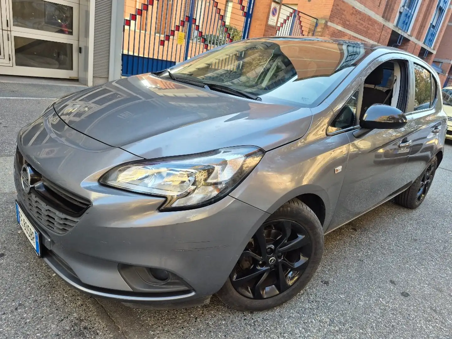 Opel Corsa Corsa 5p 1.4 b-Color GPL 90cv CARROZZERIA DISCRETA Gris - 1