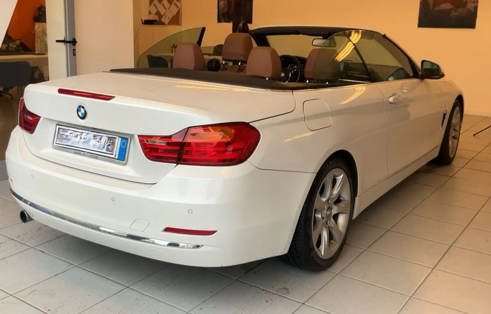 BMW 420 Serie 4 Cabrio 420d Luxury 184cv aut PELLE Blanc - 2