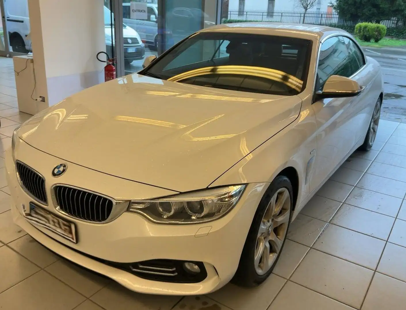 BMW 420 Serie 4 Cabrio 420d Luxury 184cv aut PELLE Blanc - 1