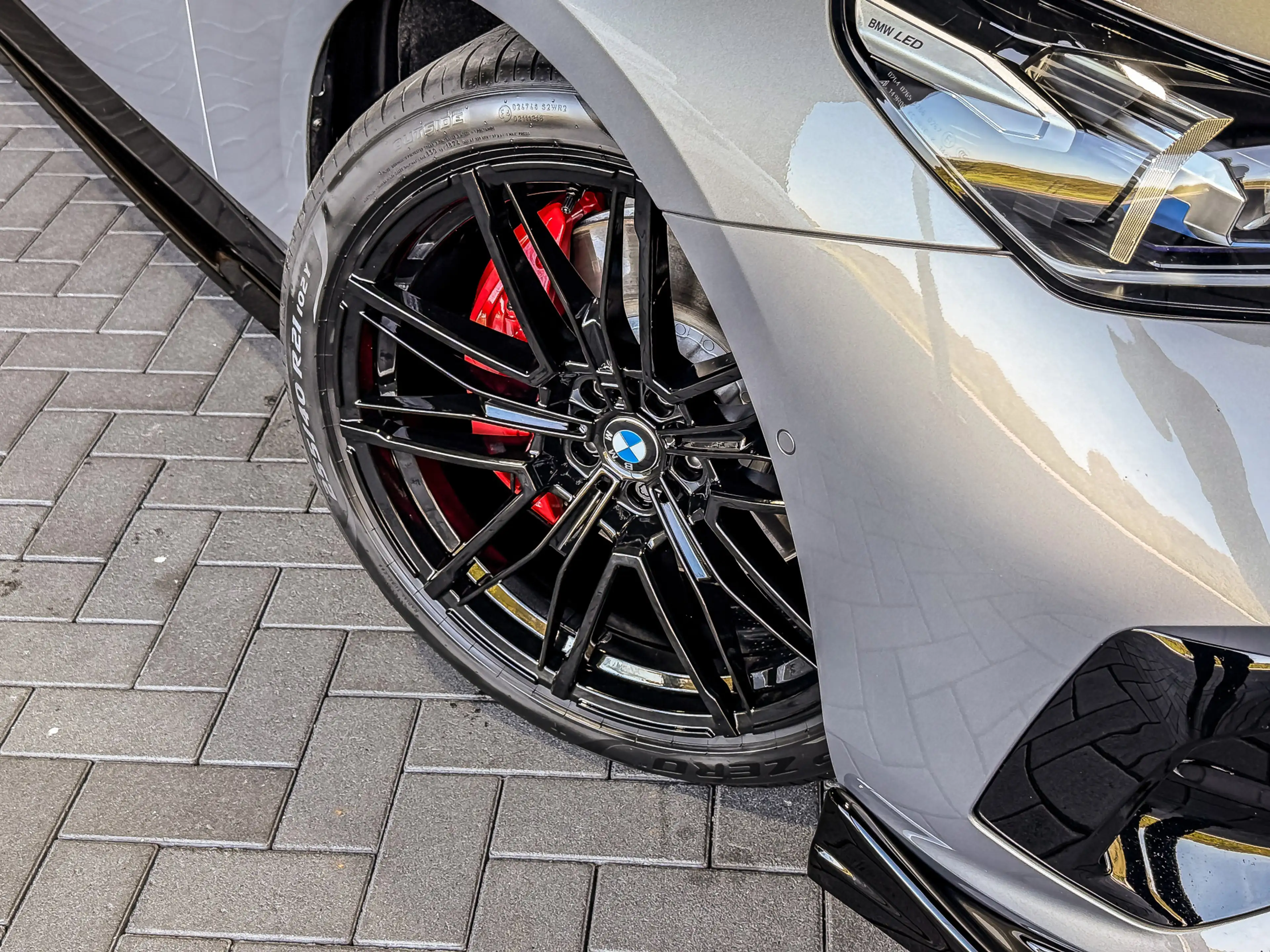 BMW 550 5-serie Touring 550e xDrive 490PK M-Sport | 4 WIEL — photo 25