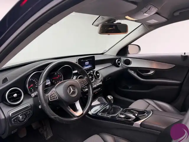 Mercedes-Benz C-Class view 7
