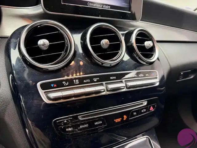 Mercedes-Benz C-Class view 16
