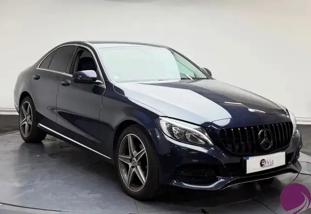 Mercedes-Benz C-Class view 2
