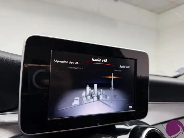 Mercedes-Benz C-Class view 11
