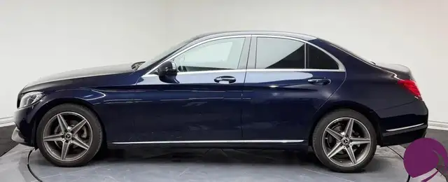 Mercedes-Benz C-Class view 3