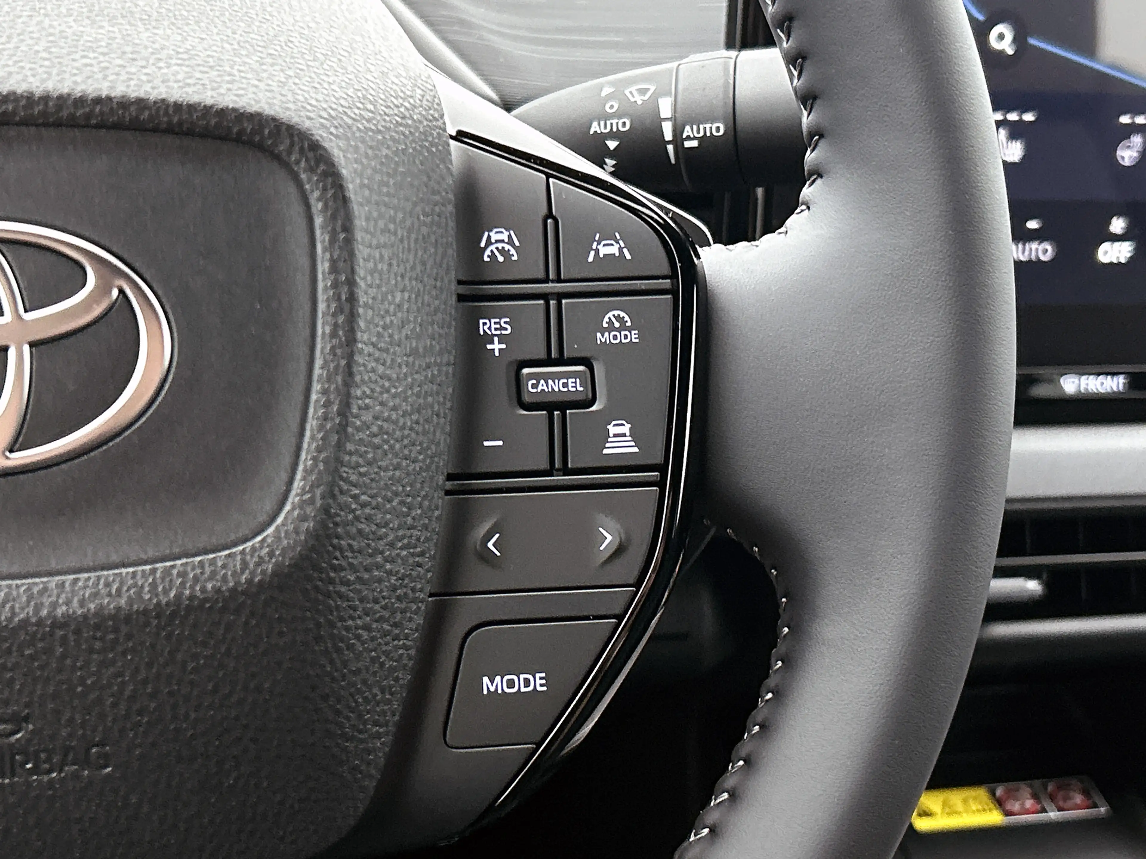 Toyota C-HR+ First Edition 77 kWh *EV-Deal* | Stoel en stuurwie — photo 15