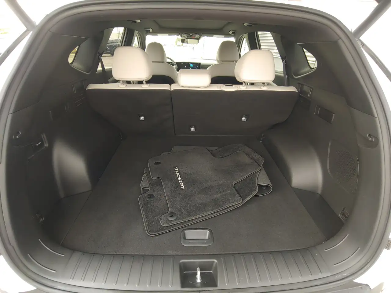 Hyundai TUCSON снимка Hyundai TUCSON