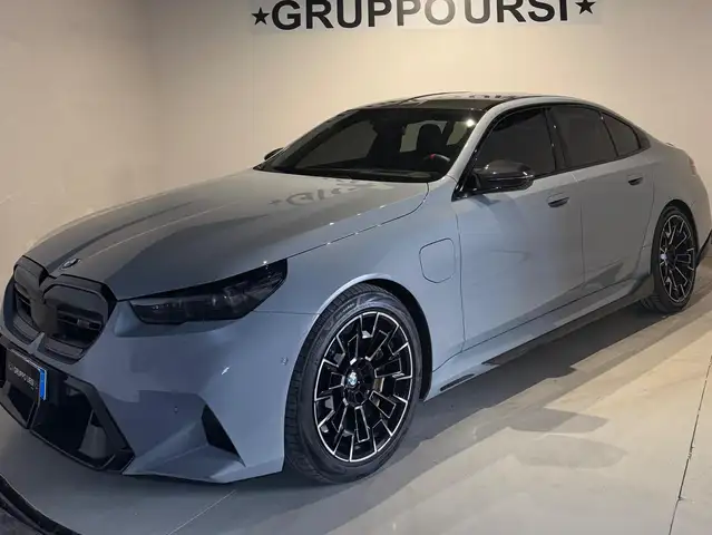 BMW M5 M5 G90 Berlina 4.4 727cv auto