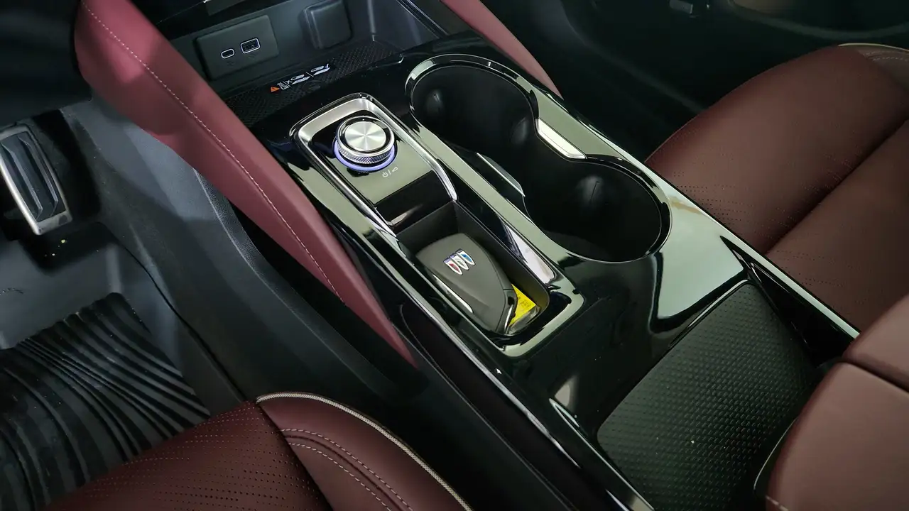 Buick Envision fotografie Buick Envision