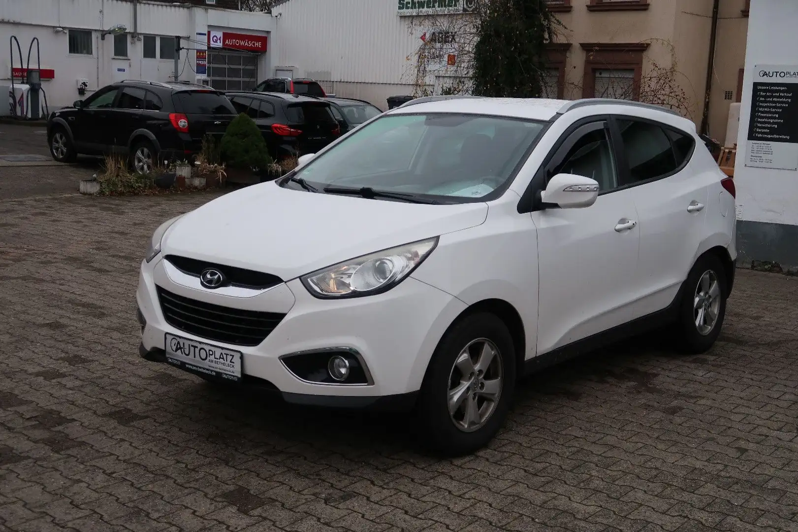 Hyundai iX35 Style AWD *1.HAND *AUTOMATIK *KLIMATRONIK Weiß - 2