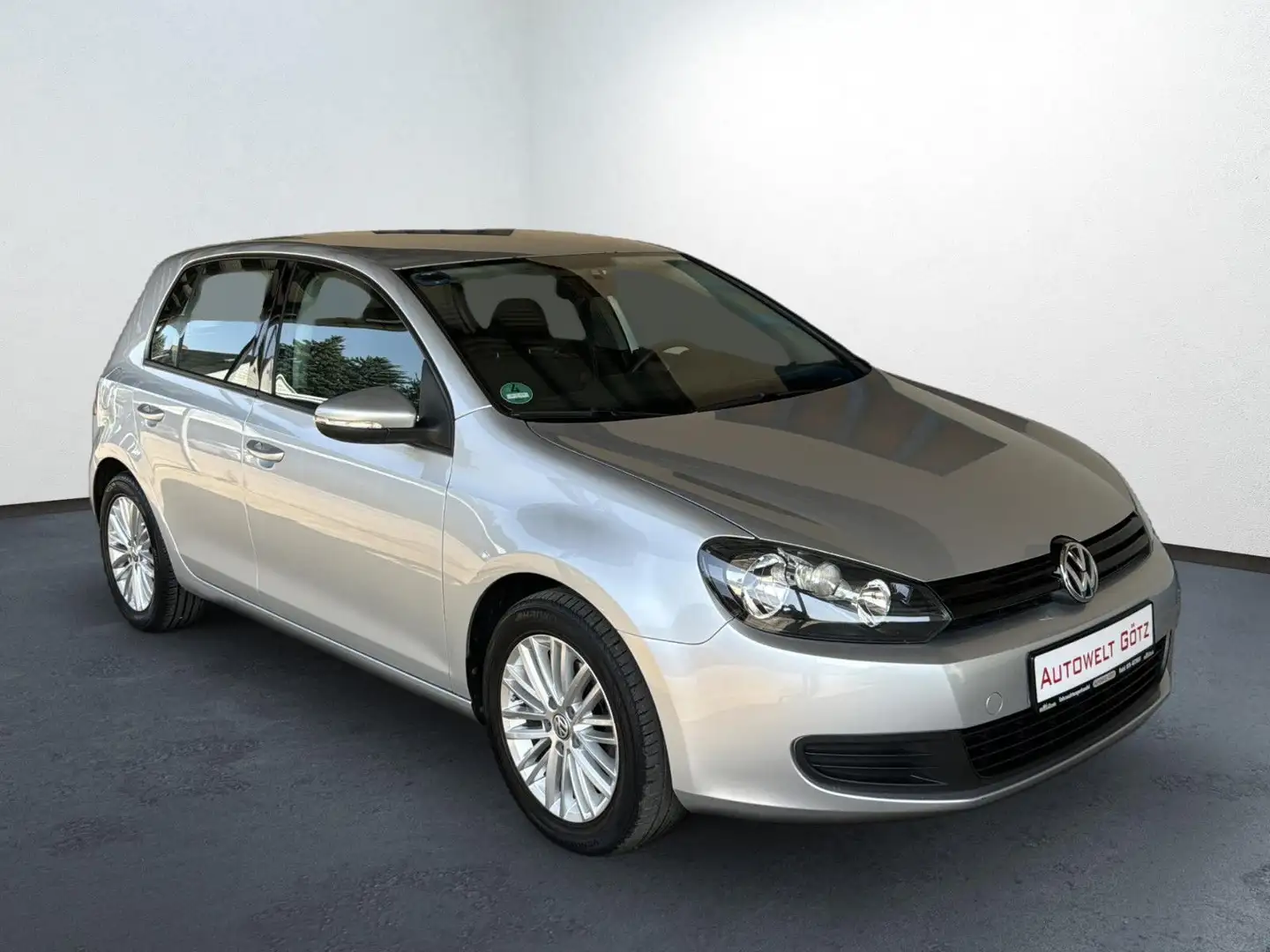 Volkswagen Golf VI Trendline*1.Hand*Touch*Rückfahrkamera* Argent - 2