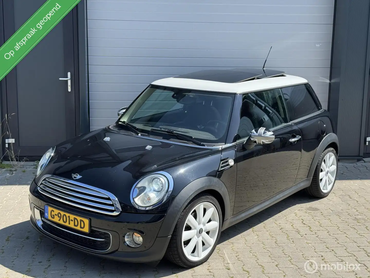 MINI Cooper D Mini 1.6 10 Years II Navi| Pano| Pdc| Stoelve Negro - 1