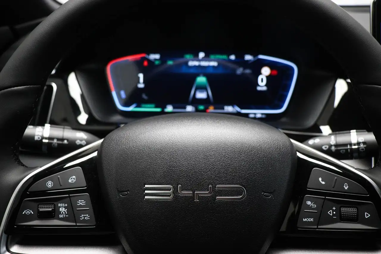 BYD Seal U 2026 — фото 39