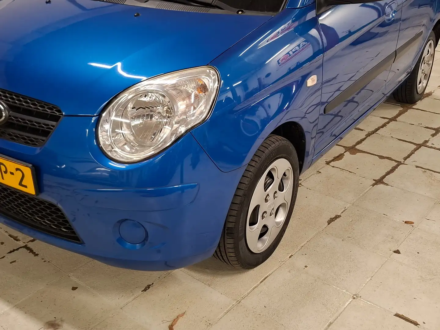 Kia Picanto 1.0 X-pect Blauw - 2