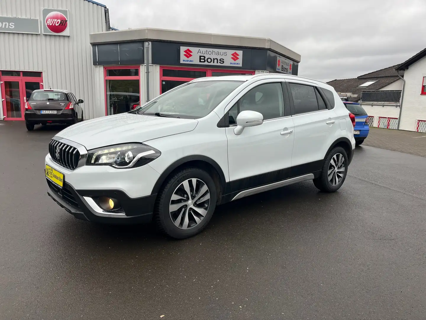 Suzuki SX4 S-Cross SX4 S-Cross 1.4 Boosterjet Hybrid Allgrip Comfort+ Weiß - 1