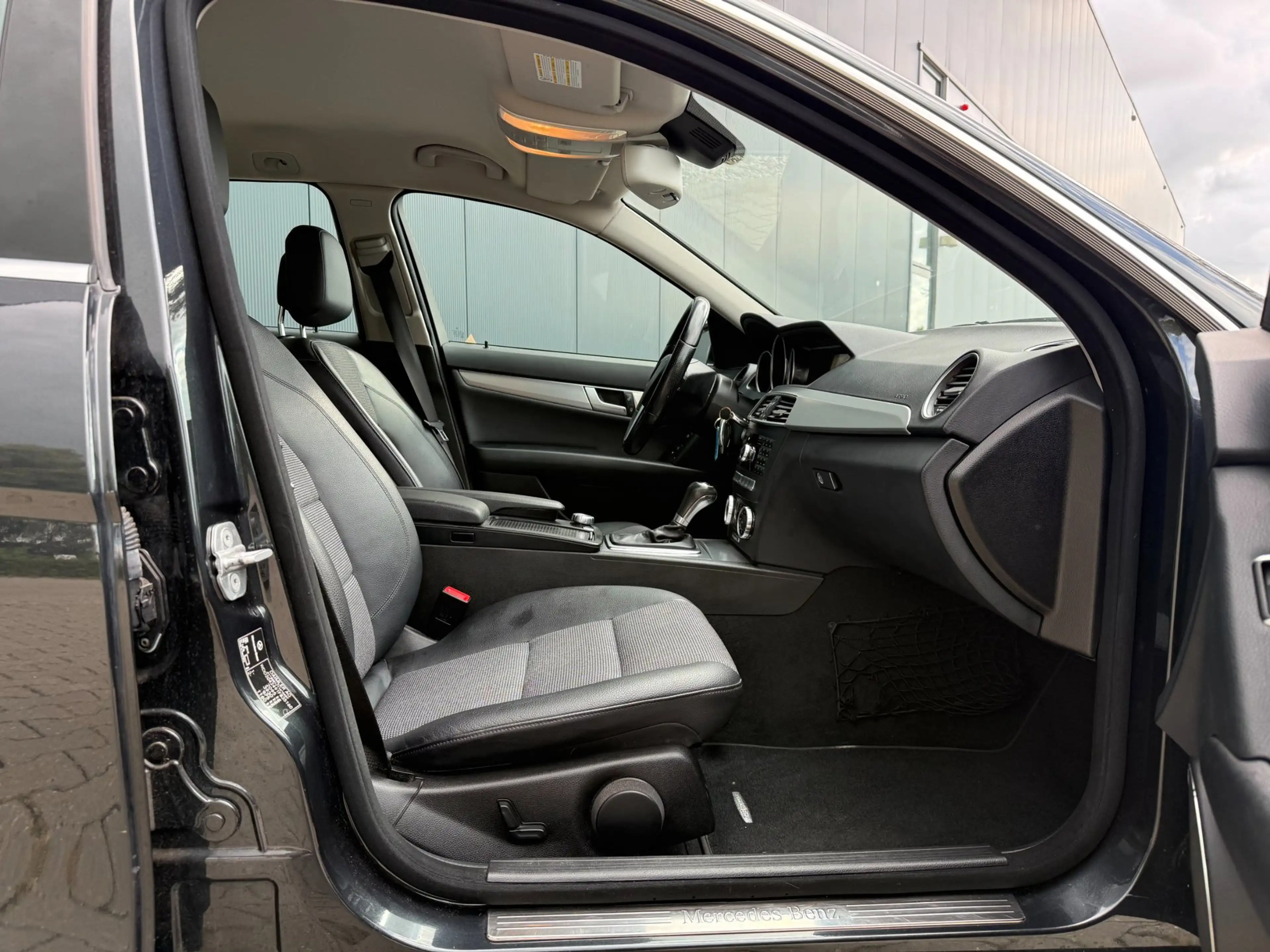 Mercedes-Benz C 180 Estate Business Class Avantgarde Airco Cruise Navi — photo 15