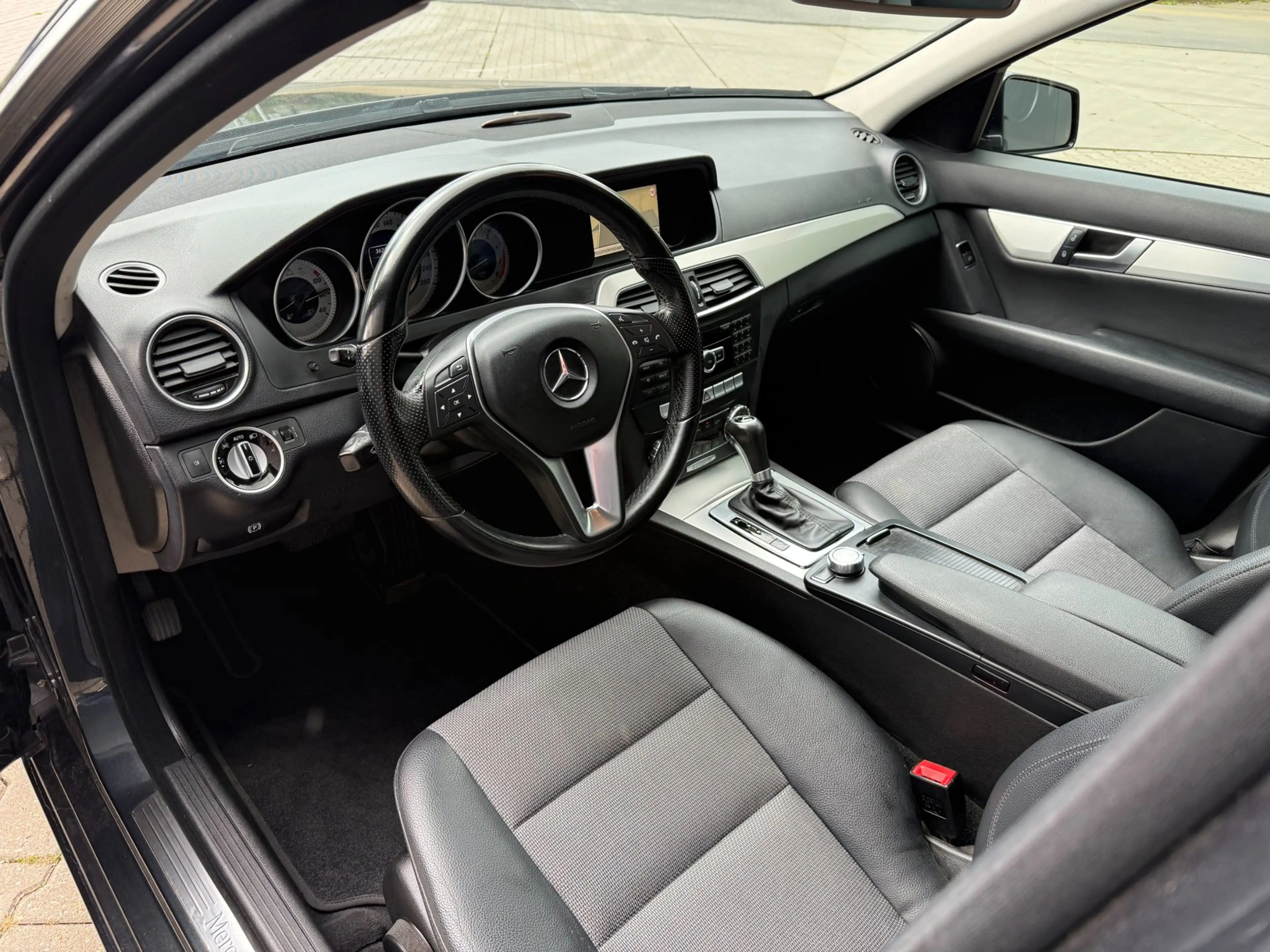 Mercedes-Benz C 180 Estate Business Class Avantgarde Airco Cruise Navi — photo 13