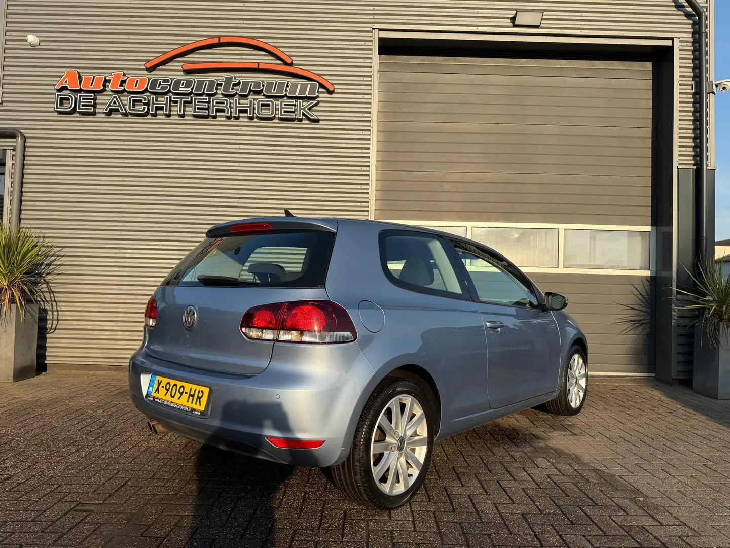 Volkswagen Golf 1.8 TSI Highline Stoelverwarming*Navi*stuurwielbed Синій - 2