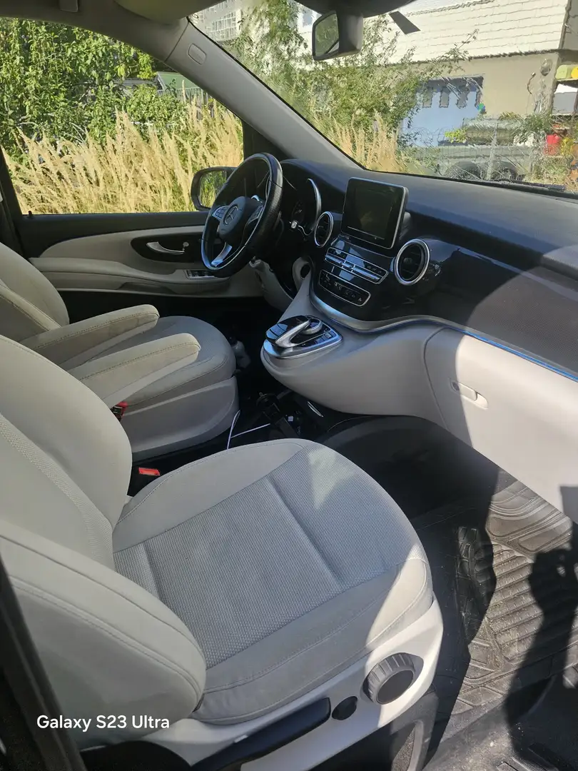Mercedes-Benz V 220 d extralang 4Matic 7G-TRONIC SCORE - 2