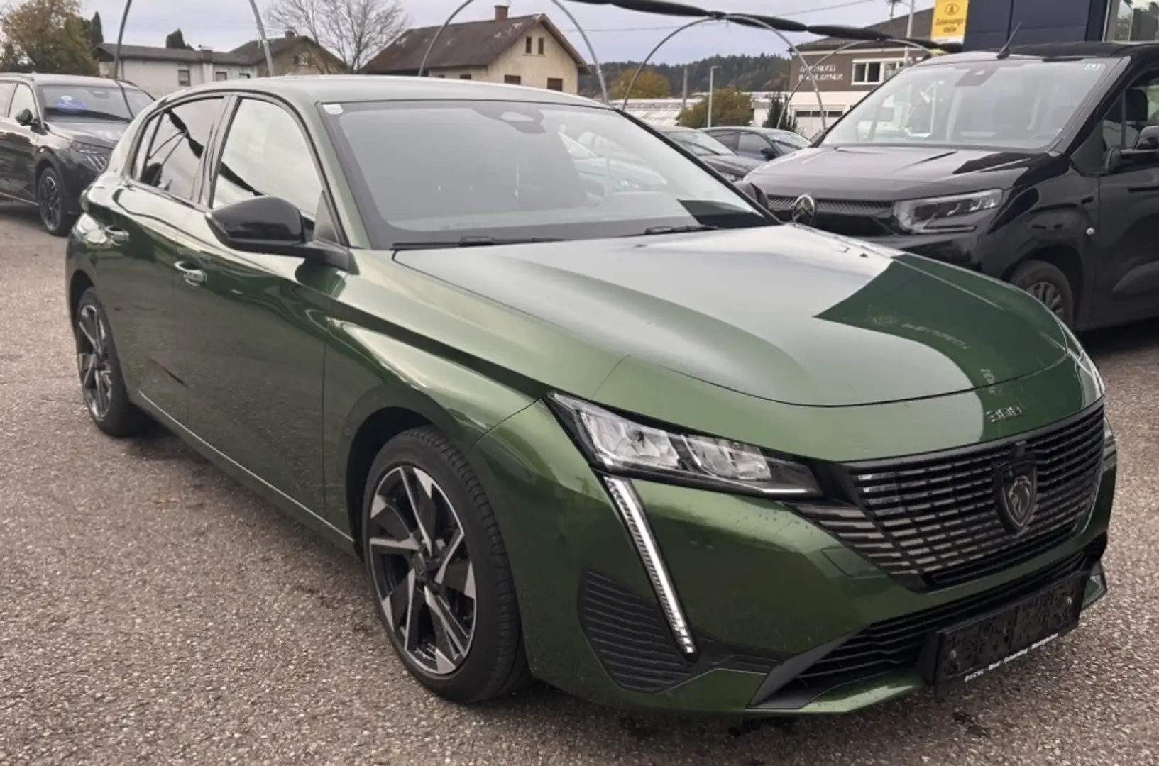 Peugeot 308 BlueHDi 130 S&S EAT8 Allure Pack Grün - 2