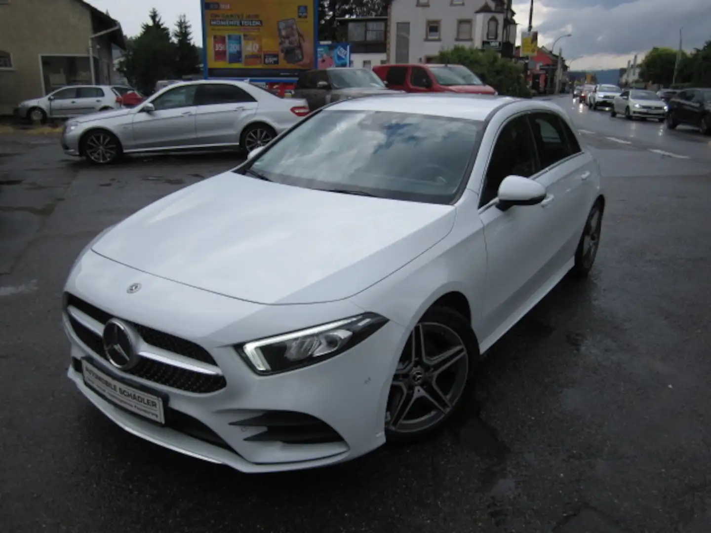 Mercedes-Benz A 200 ~ AMG ~ Leder ~ Automatik ~ Navi ~ Blanc - 1