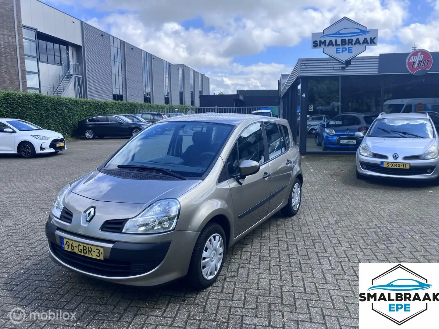 Renault Modus 1.2 TCE Dynamique Beige - 1
