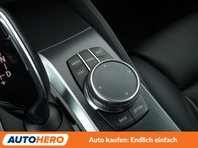 BMW 530 530d xDrive M Sport*NAVI*TEMPO*PDC*SHZ*LIM* — photo 29