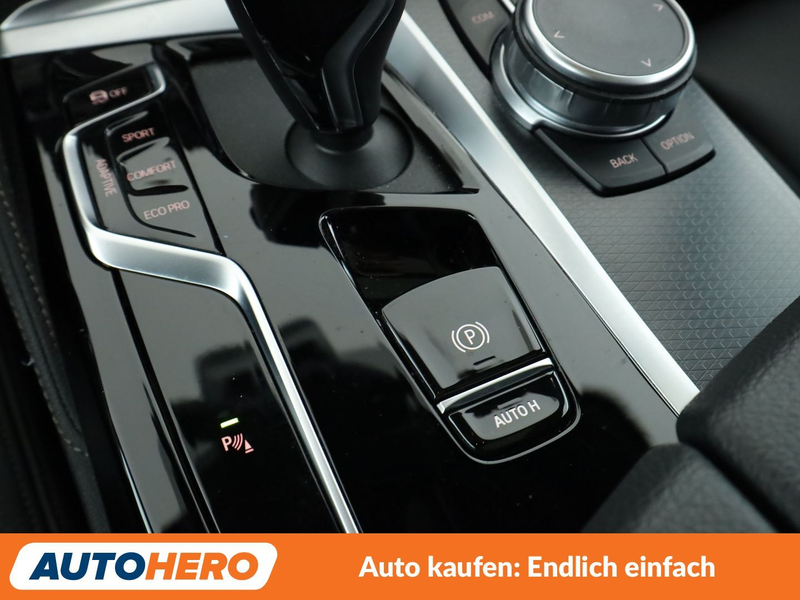 BMW 530 530d xDrive M Sport*NAVI*TEMPO*PDC*SHZ*LIM* — photo 28