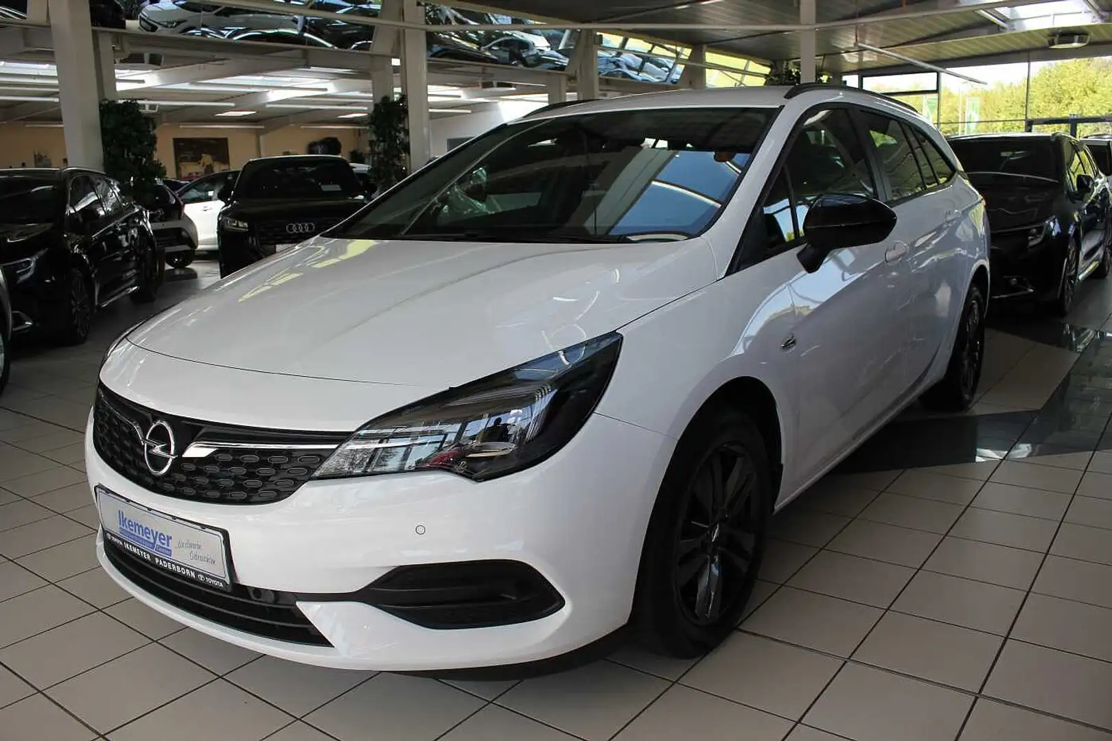Opel Astra Sports Tourer Edition LED PDC Kamera Sitzheizung L Wit - 1