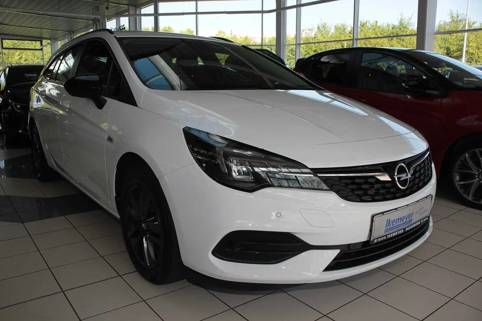 Opel Astra Sports Tourer Edition LED PDC Kamera Sitzheizung L Wit - 2