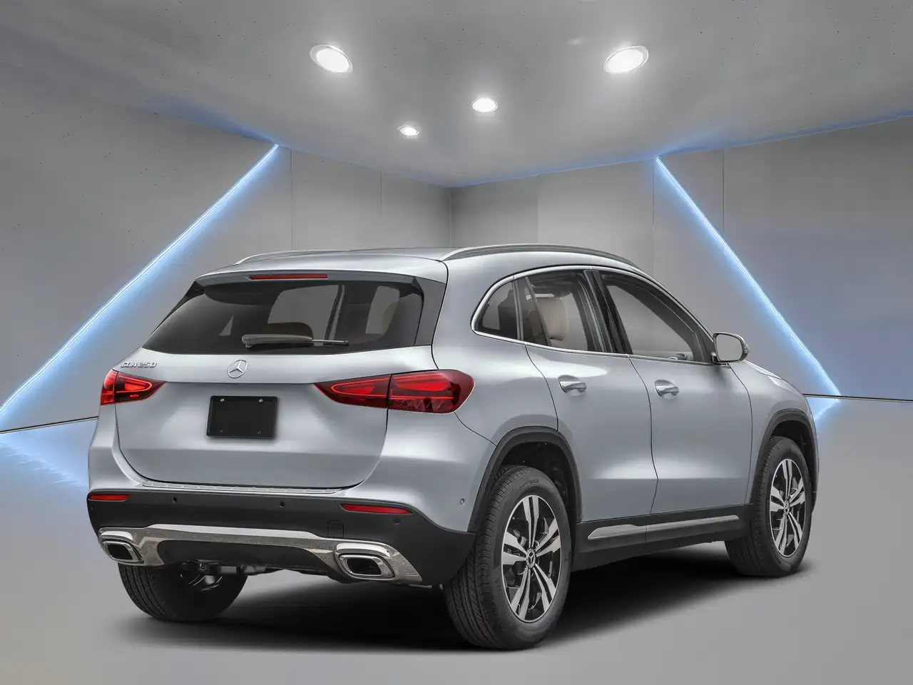 Mercedes-Benz GLA снимка Mercedes-Benz GLA