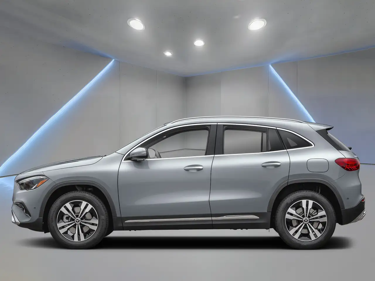 Mercedes-Benz GLA снимка Mercedes-Benz GLA