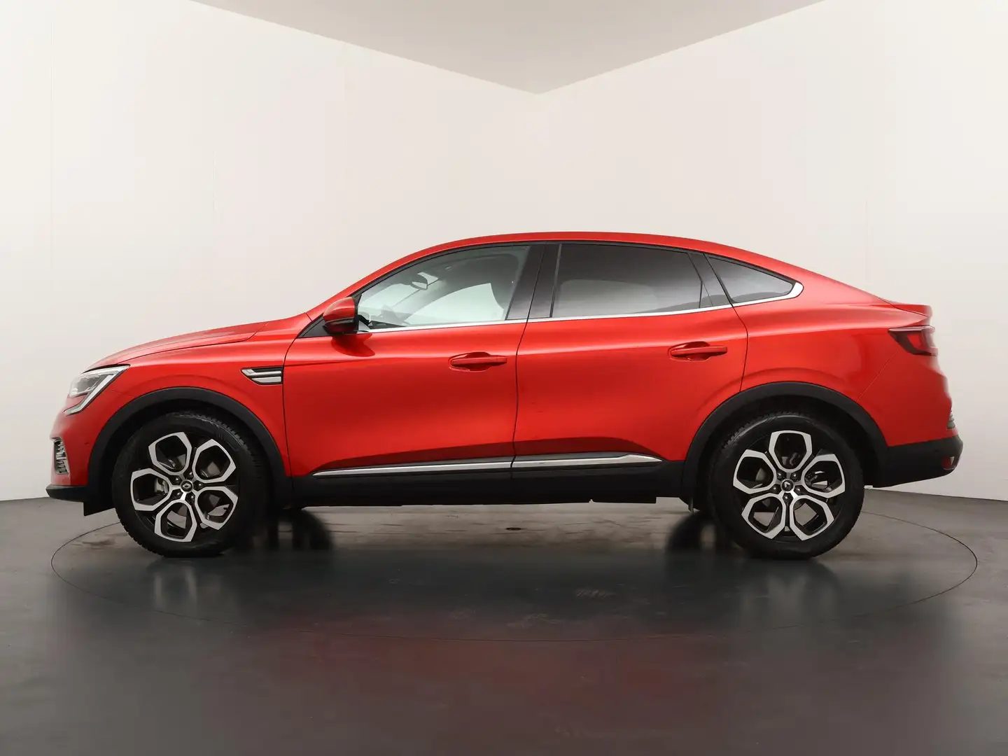 Renault Arkana 1.6 E-Tech Hybrid 145 Intens Trekhaak Rood - 2