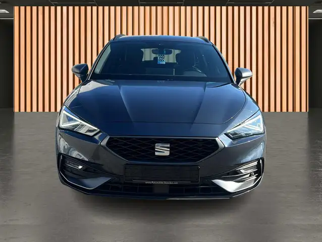Seat Leon Leon view 8