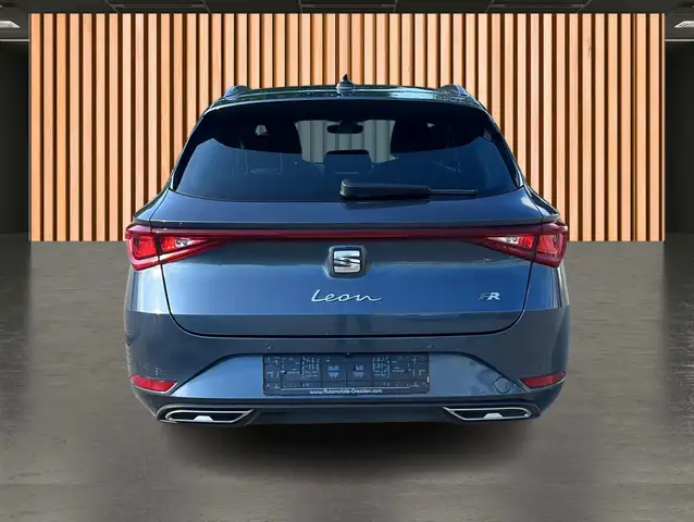 Seat Leon Leon view 11