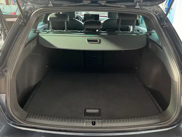 Seat Leon Leon view 5