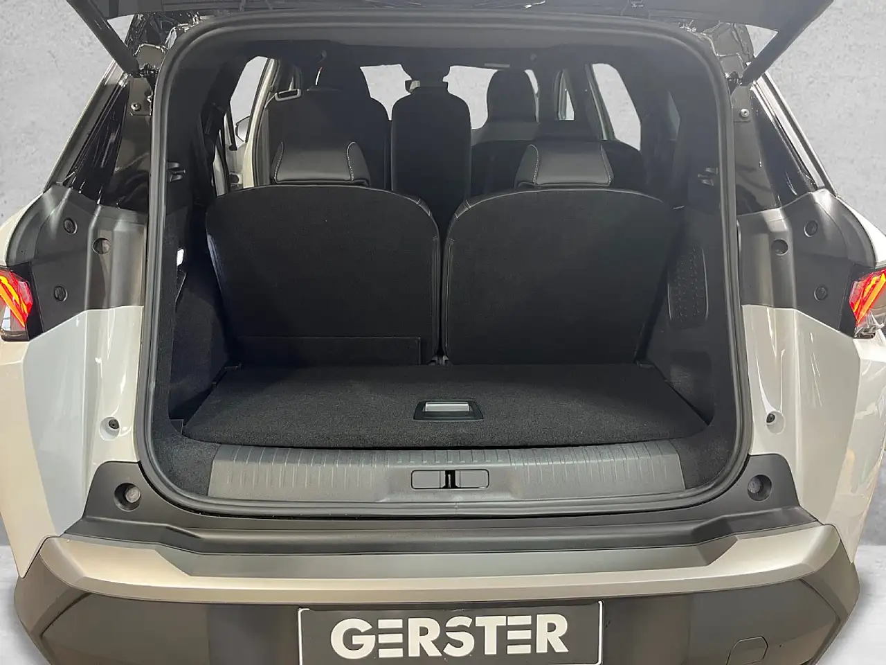 Peugeot 5008 mHEV 145 e-DCS6 GT Aut. 14