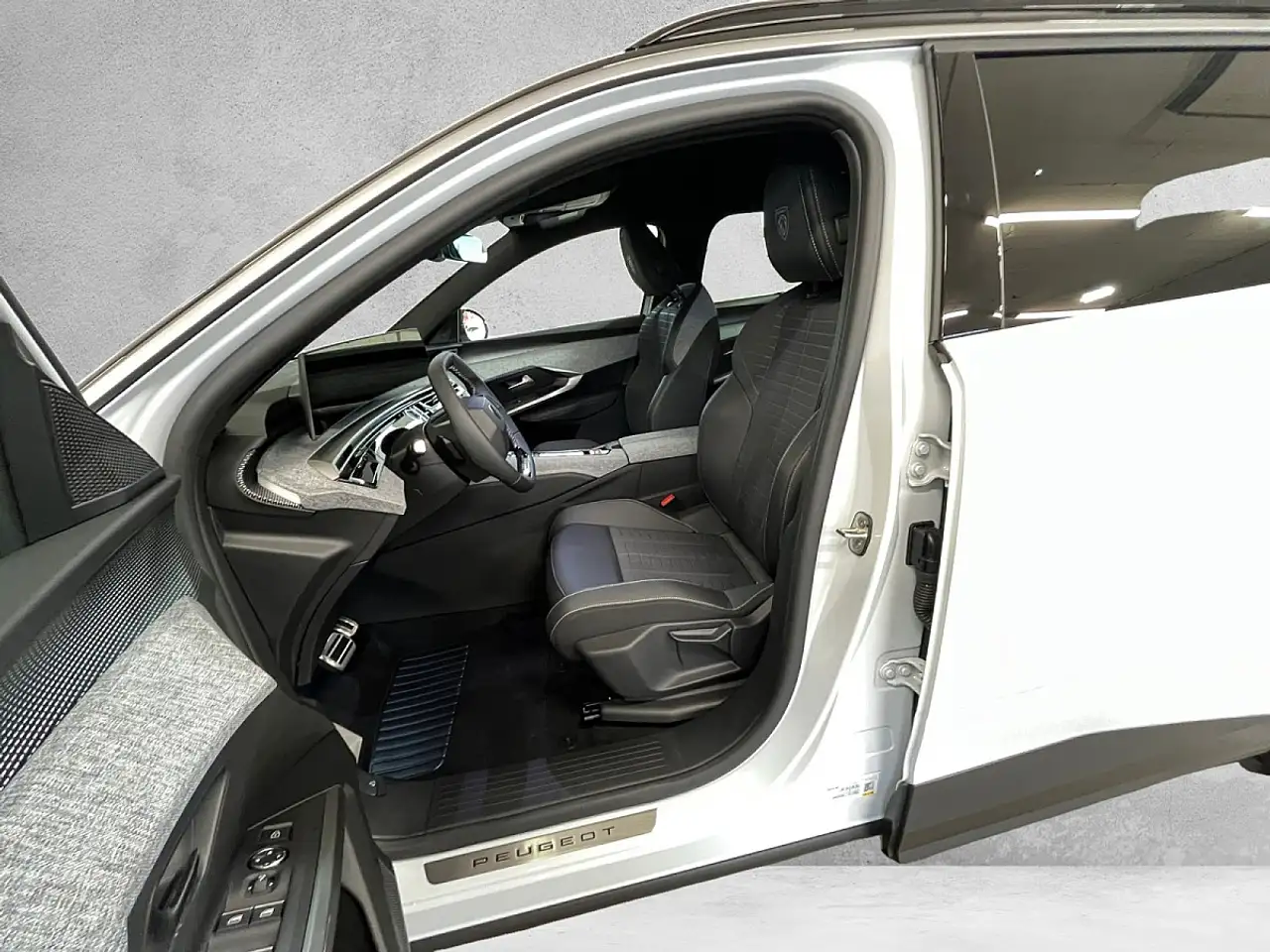 Peugeot 5008 mHEV 145 e-DCS6 GT Aut. 6