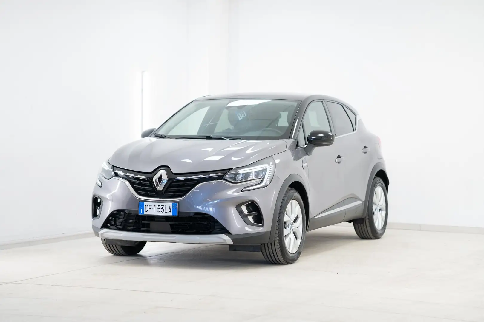 Renault Captur 1.6 E-Tech phev Initiale Paris 160cv auto my21 - 1