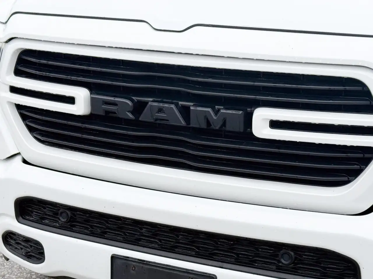 RAM 1500 снимка RAM 1500