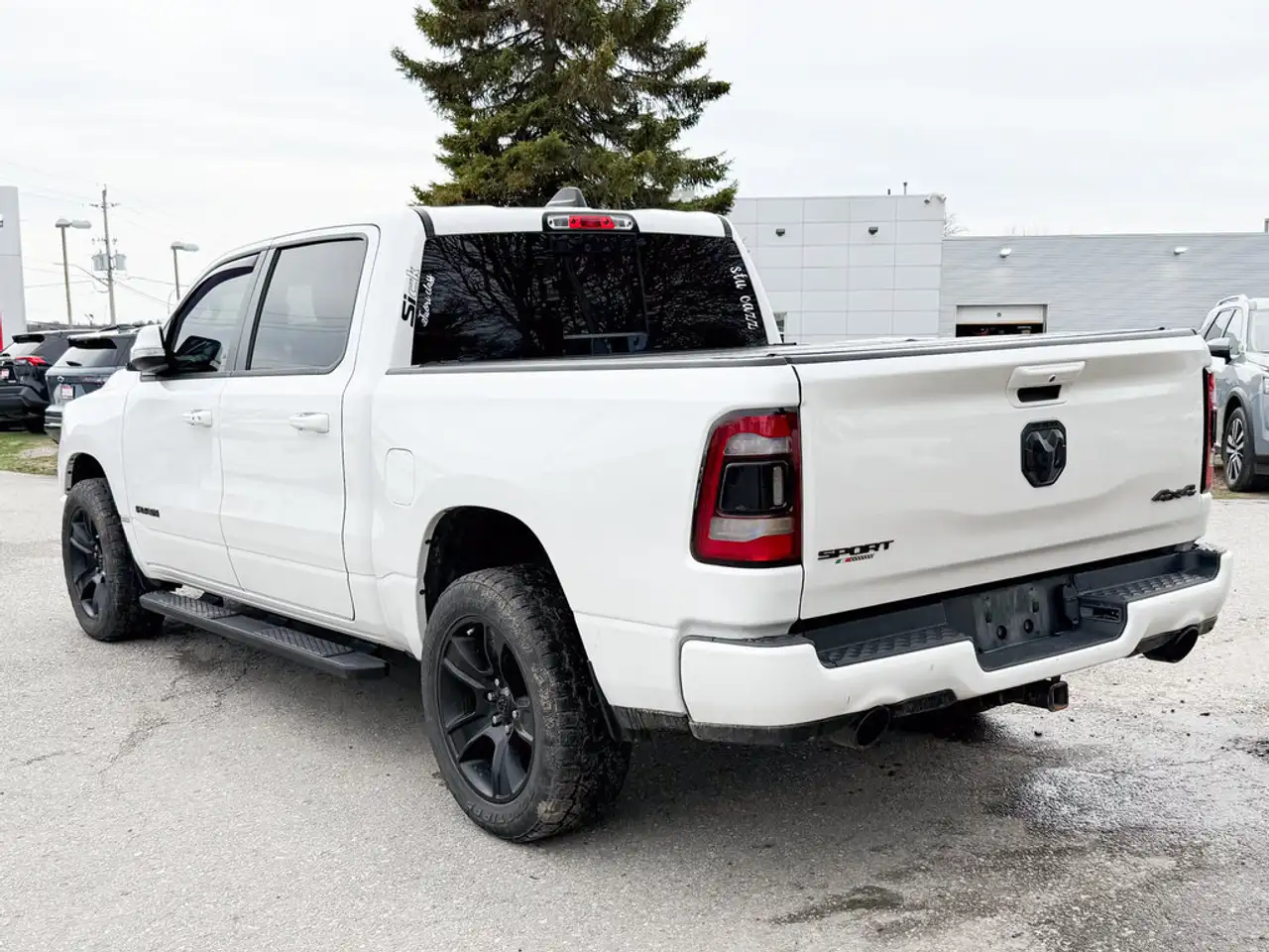 RAM 1500 снимка RAM 1500