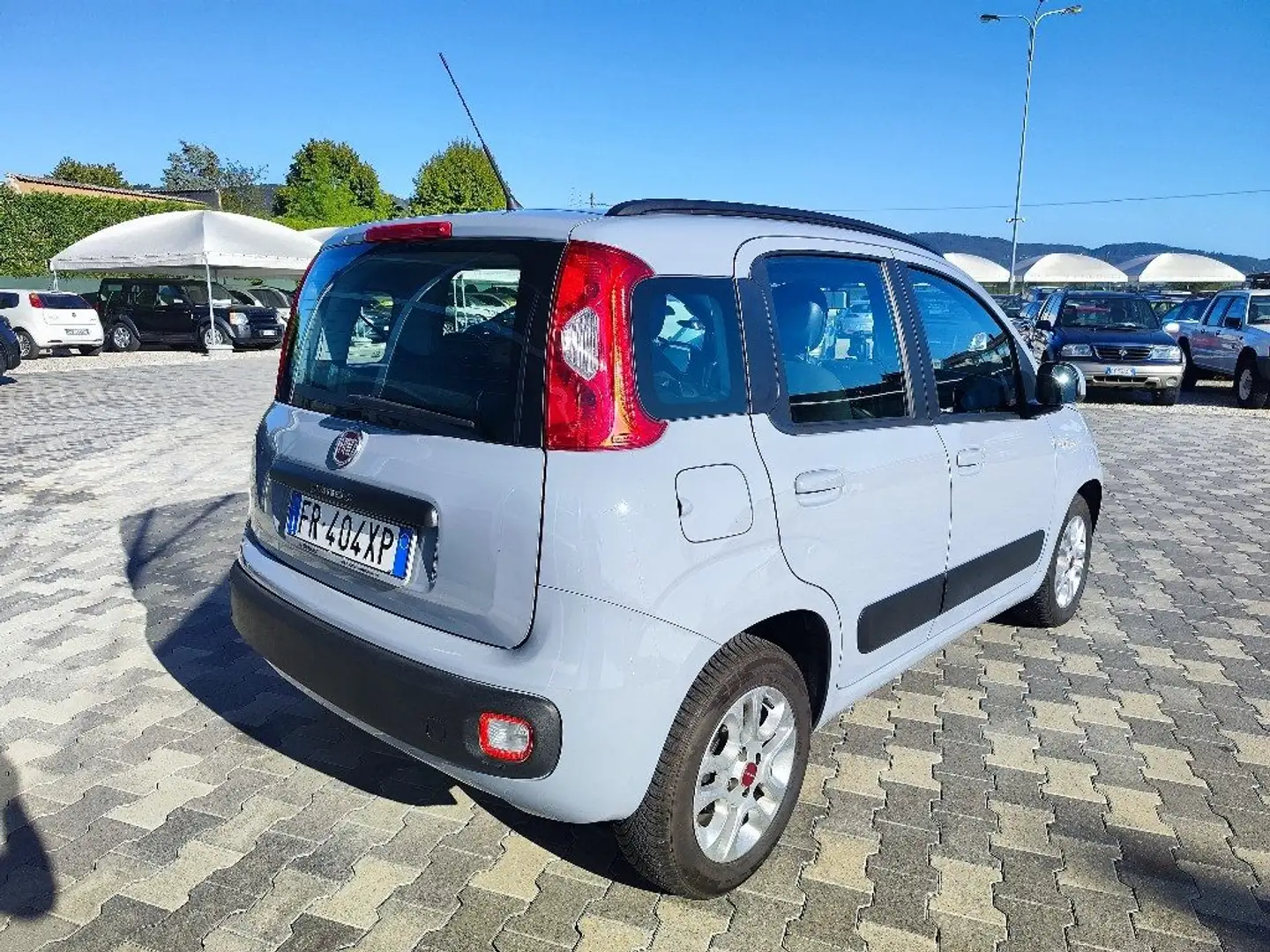 Fiat Panda 1.3 MJT 95 CV S&S Lounge Grau - 2