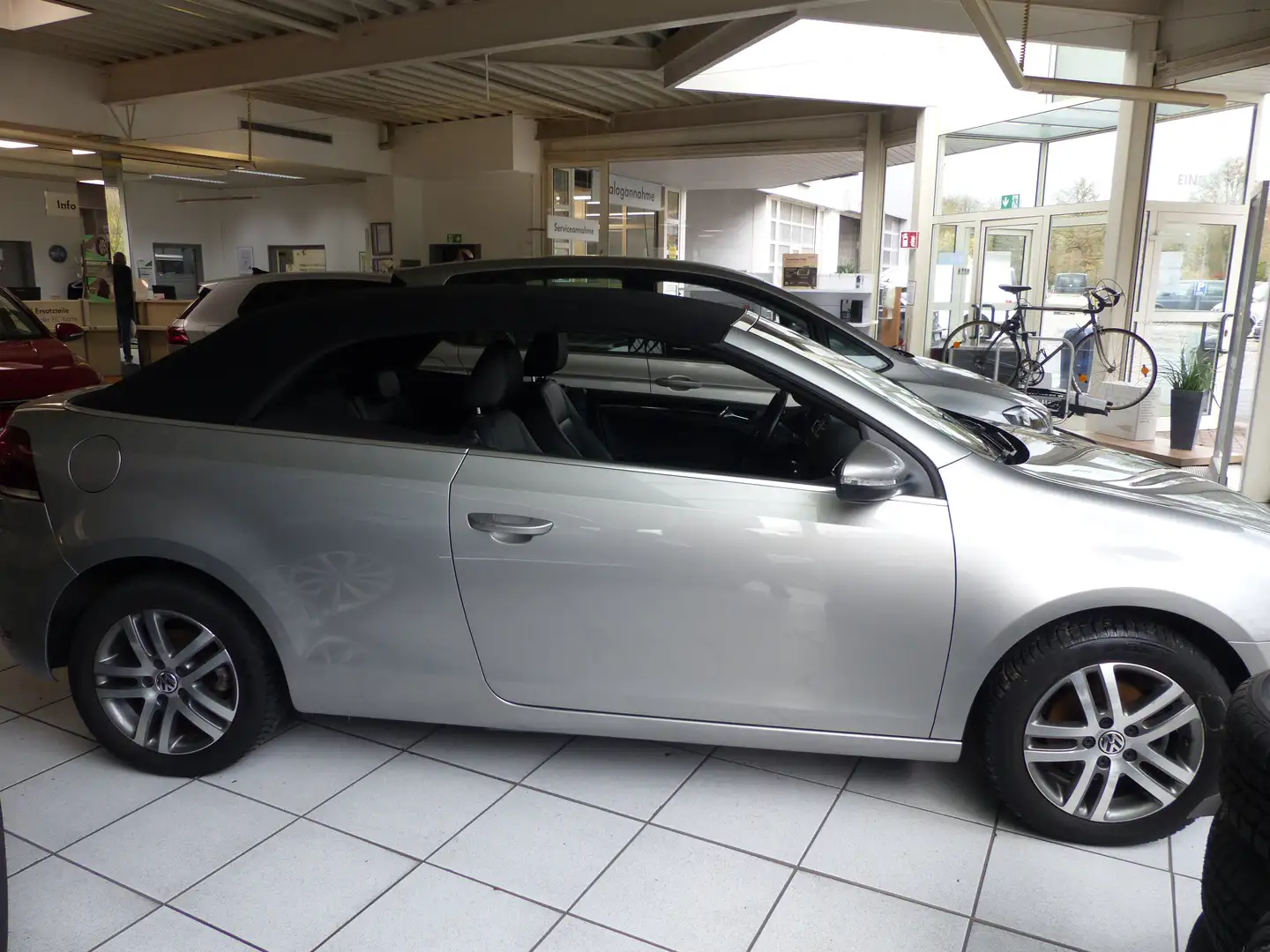 Volkswagen Golf Cabriolet 1,2 TSI, Leder Grau - 2