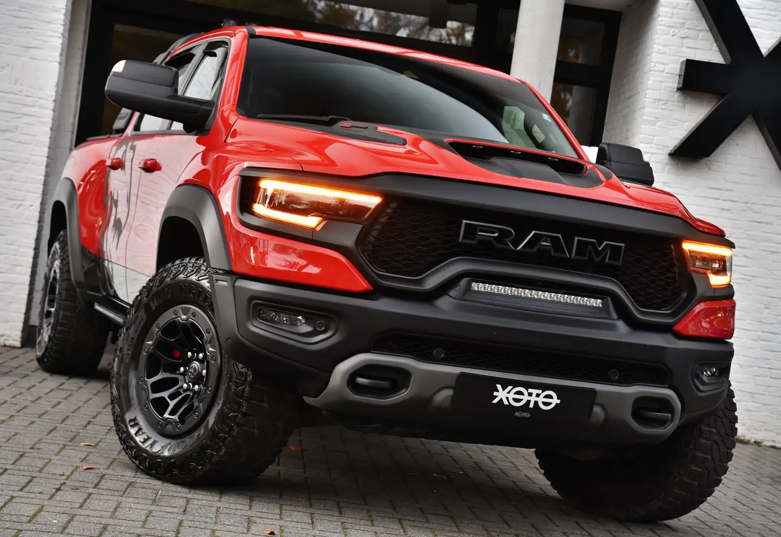 Dodge RAM 1500 6.2L SUPERCHARGED V8 TRX * LPG PRINS / VAT * Rood - 2