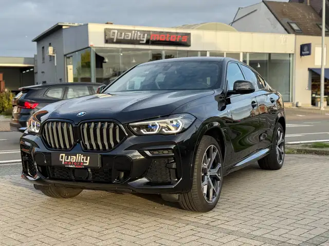 BMW X6 X6 xDrive40d // M-PACK // PANO // KEY-LESS