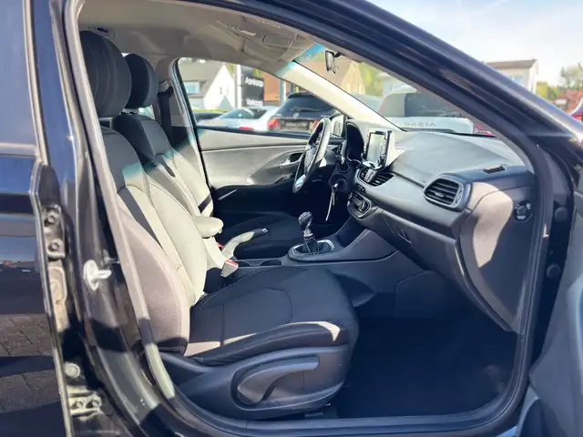 Hyundai I30 view 13