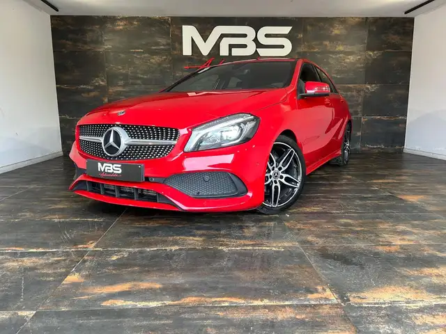 Mercedes-Benz A 180 * PACK AMG * CLIM-BIZONE * CAMÉRA * CARPLAY *