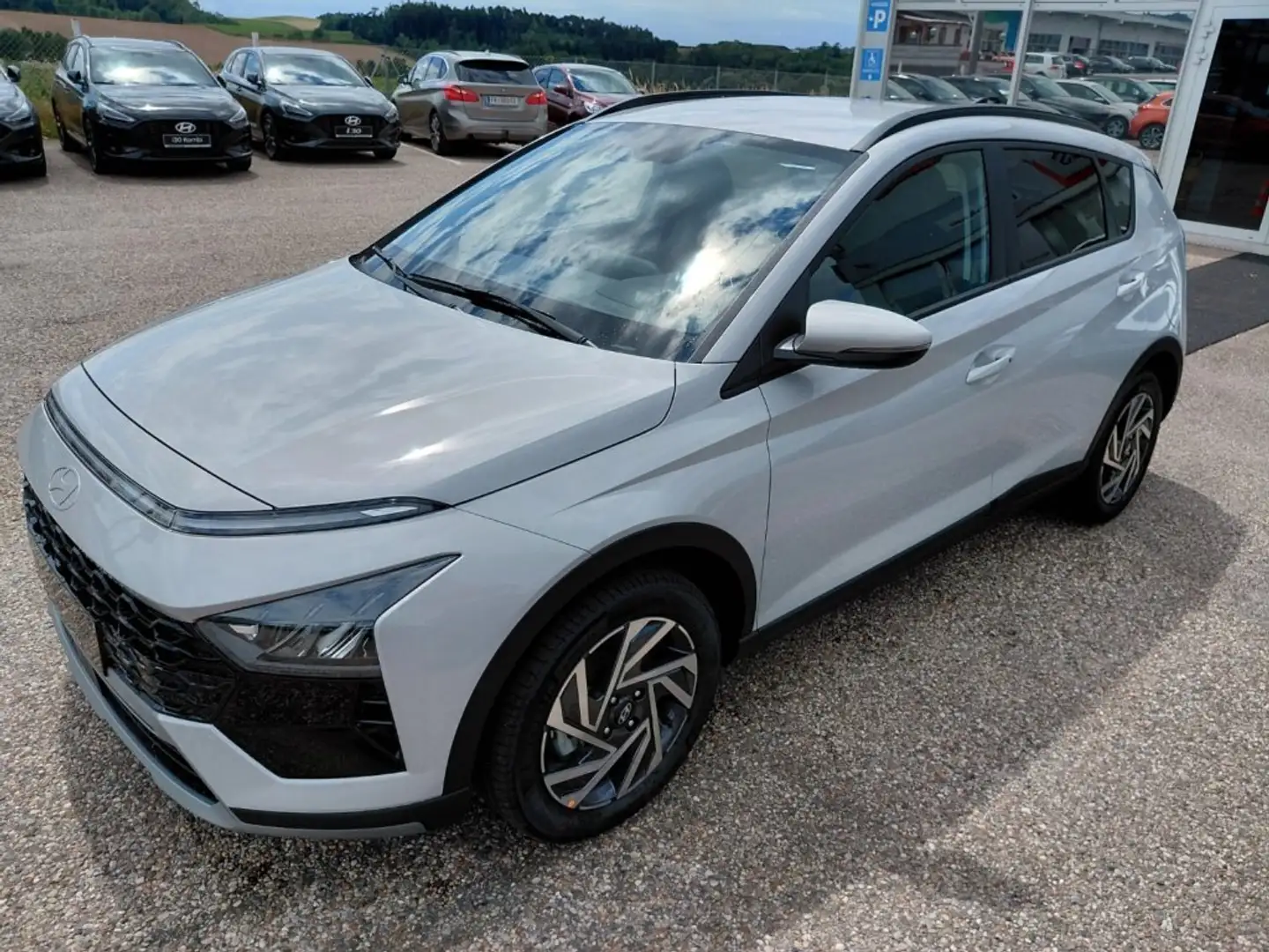 Hyundai BAYON GO Plus 1.0 T-GDI y6bu1-PP4 Grau - 1