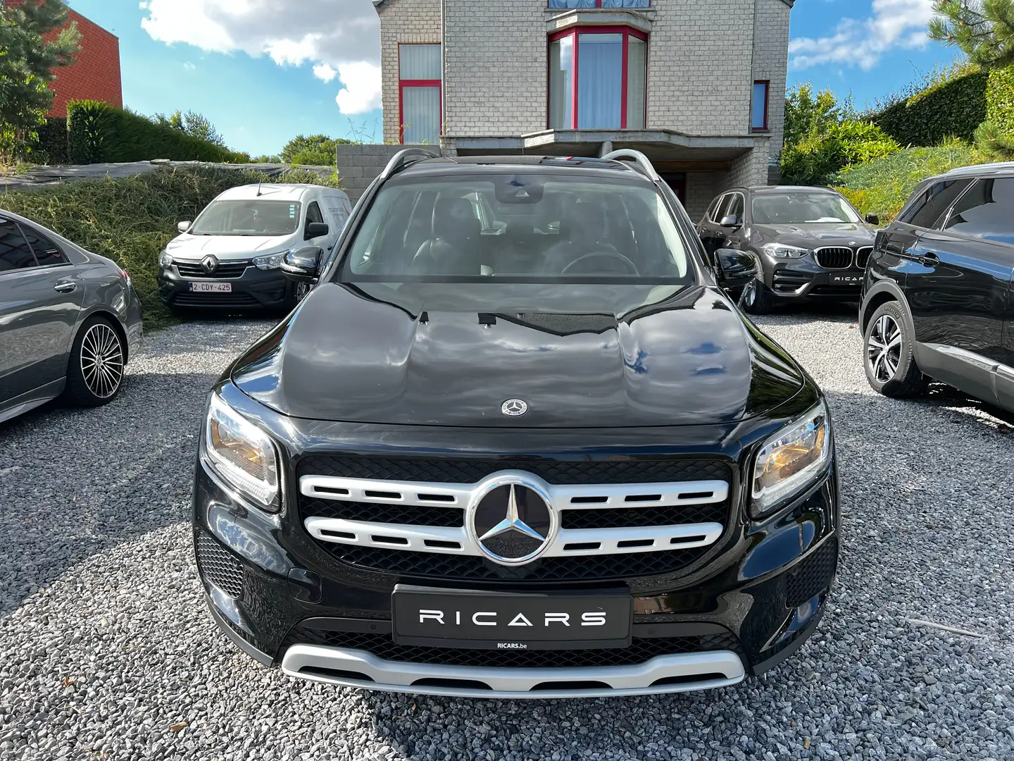 Mercedes-Benz GLB 200 d 2.0DCamera Airco Gps Carnet GARANTIE 1an Zwart - 2